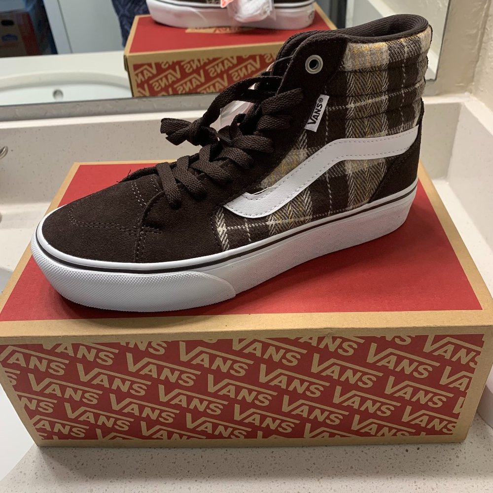 Vans NEW! Filmore Hi Plaid Brown and White Women's 7.5